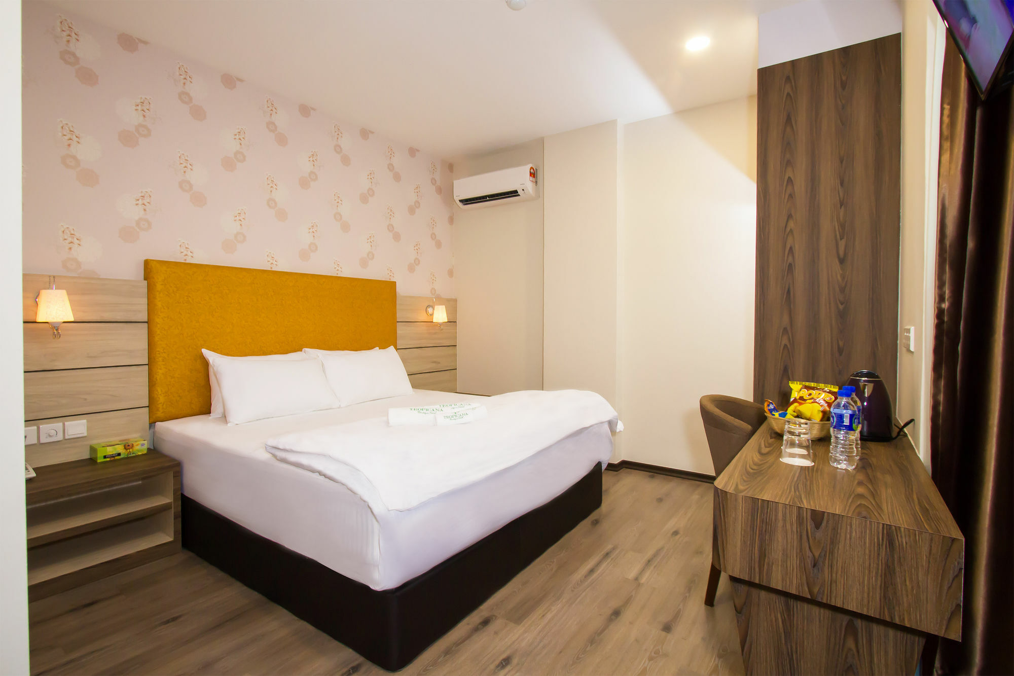 Tropicana Boutique Hotel Muar Exterior photo